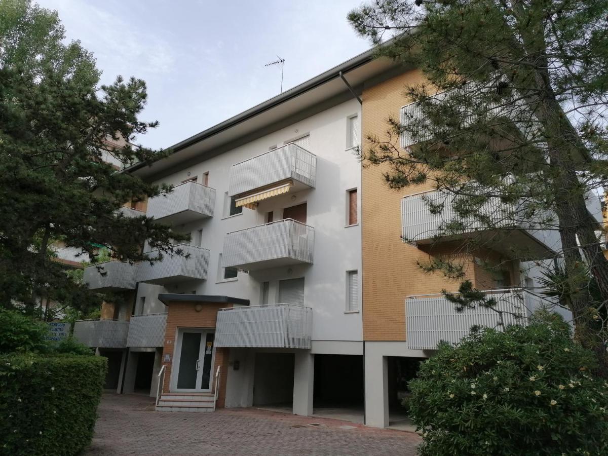 Condominio Rosa Lignano Sabbiadoro Exterior photo